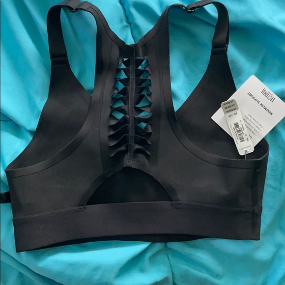 Victoria’s Secret sports bra - Picture 2 of 2